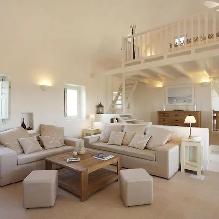Wonderful Santorini 5 En-suite Bedrooms Elysium Heated Pool Caldera Views Akrotiri Villa