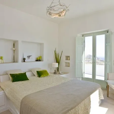 Wonderful Santorini 5 En-suite Bedrooms Elysium Heated Pool Caldera Views Akrotiri